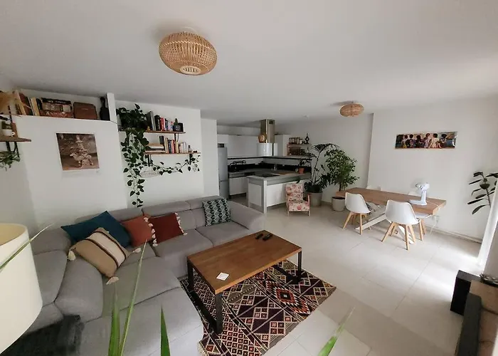 Gounod - Spacieux T2 - Ideal Pour Couple